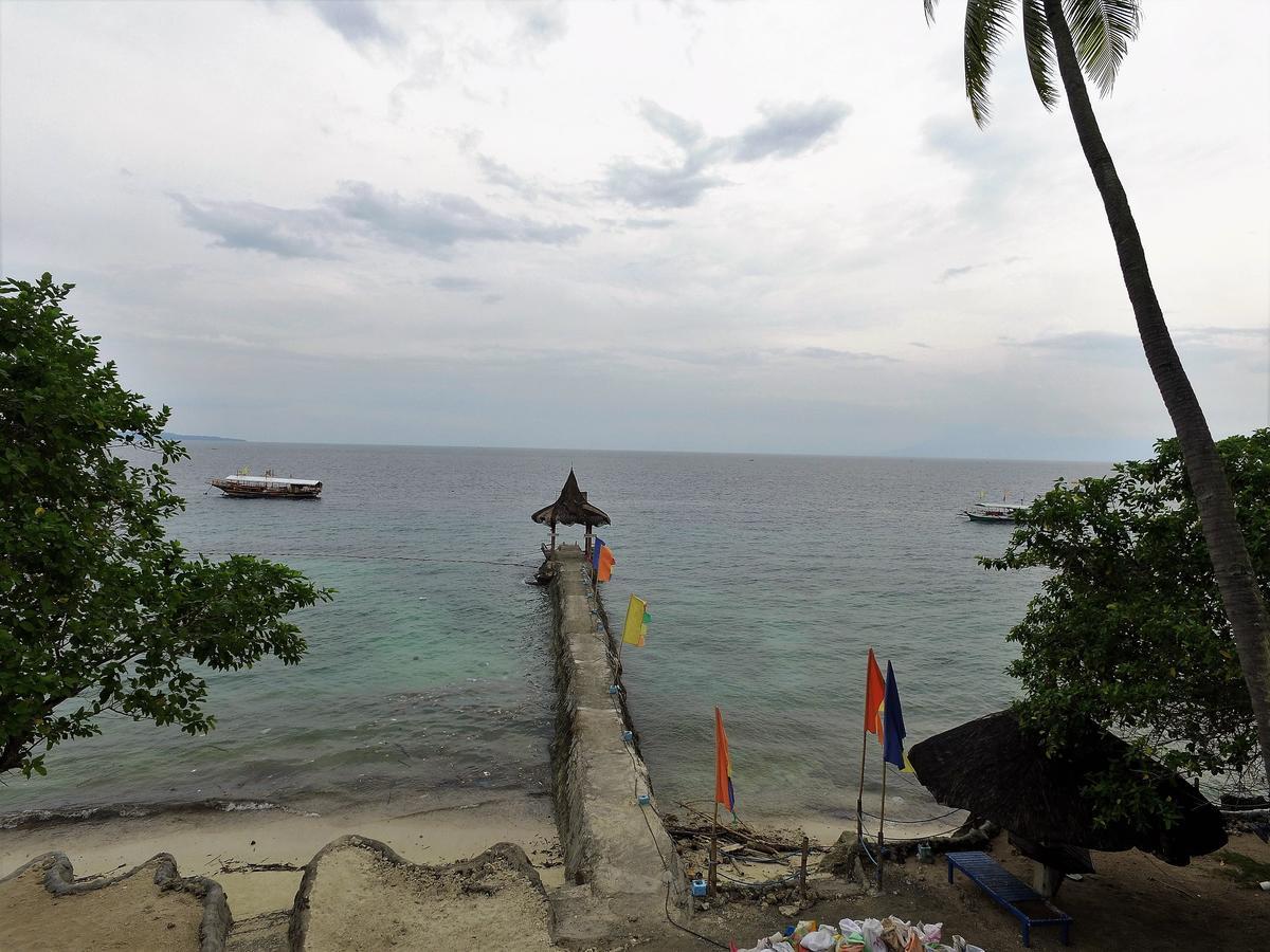 Punta Del Sol Araceli Beach Resort Samal Exterior photo