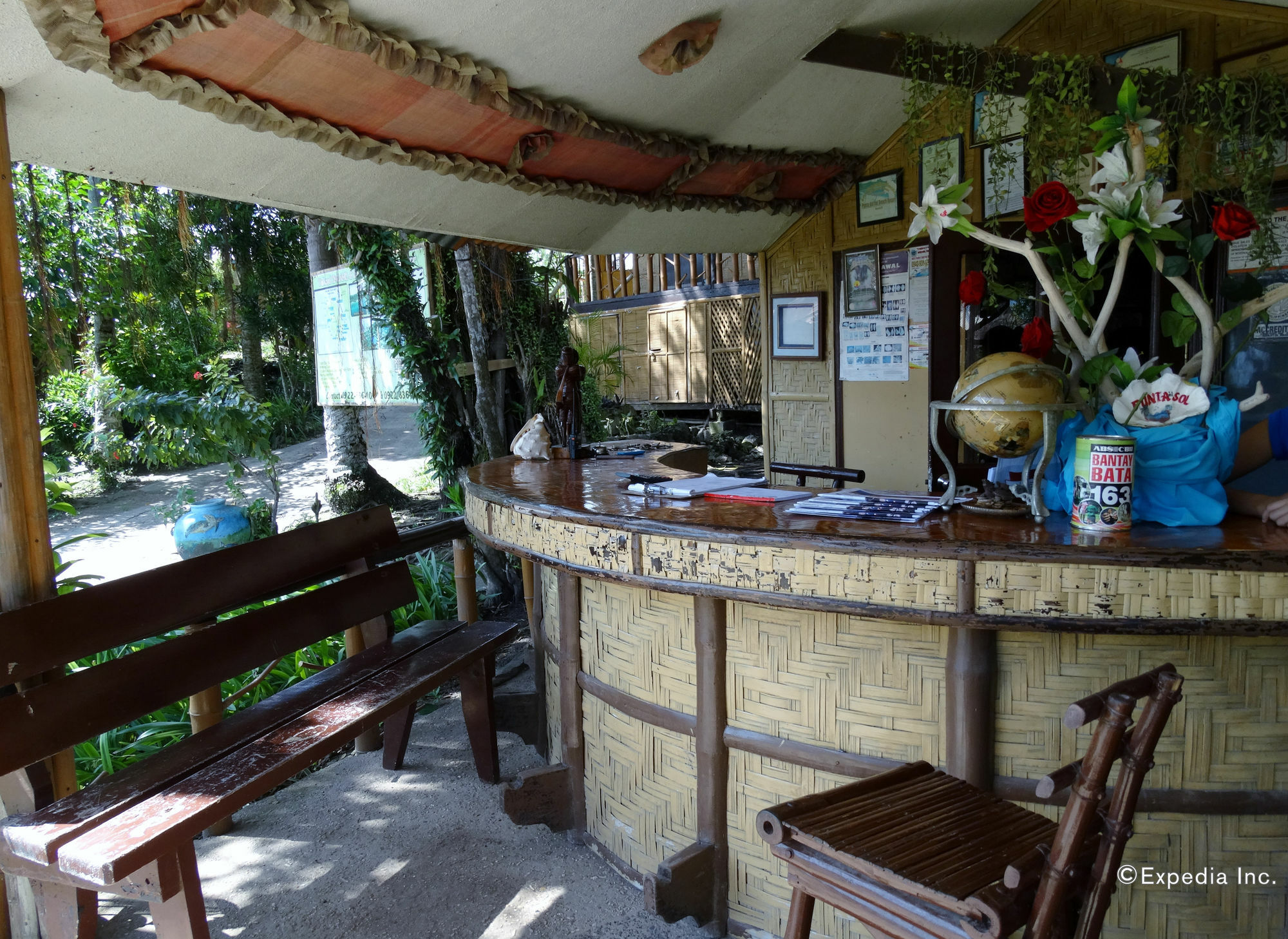 Punta Del Sol Araceli Beach Resort Samal Exterior photo